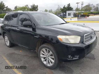 2008 Toyota Highlander Limited with VIN JTEEW44AX82008505, listed as a IAAI auction lot 42058198 with 186,369 mi miles and . Bid and sale history available at DreamBid. Image 1.