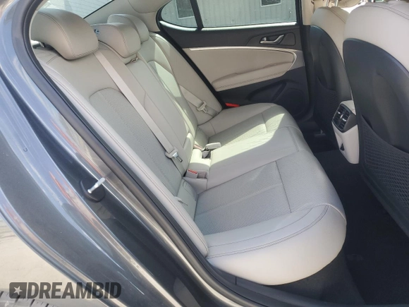 2020 Genesis G70 2.0T with VIN KMTG64LA4LU056255, listed as a Copart auction lot 49389505 with 71,720 mi miles and Non repairable. Bid and sale history available at DreamBid. Image 10.