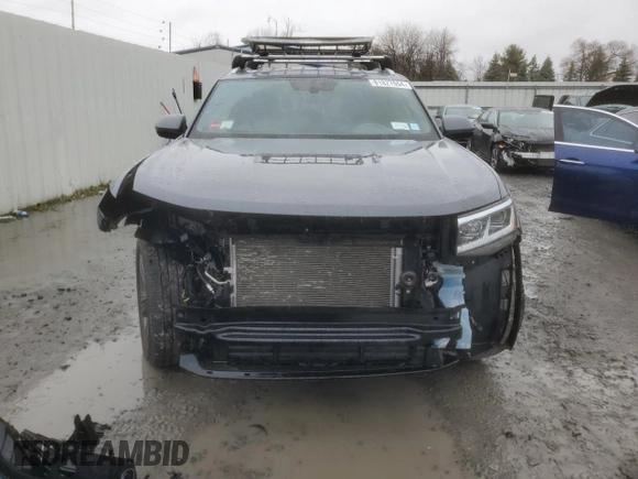 2021 Volkswagen Atlas SE with VIN 1V2HE2CA7MC212949, listed as a Copart auction lot 81827654 with 50,834 mi miles and Salvage title. Bid and sale history available at DreamBid. Image 5.