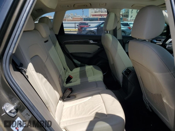 2014 Audi Q5 Premium Plus z VIN WA1LFAFP4EA044309, wystawiony jako Copart lot #56836575 z przebiegiem 89 681 mil mil oraz Szkoda całkowita • Salvage title. Historia ofert i sprzedaży dostępna na DreamBid. Obrazek 10.