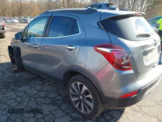 2019 Buick Encore Essence with VIN KL4CJGSM7KB927386, listed as a IAAI auction lot 40979134 with 77,784 mi miles. Bid and sale history available at carsss.com. Image 3.