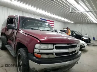 2002 Chevrolet Tahoe LS with VIN 1GNEC13T02R228644, listed as a Copart auction lot 55672545 with 245,005 mi miles and Non repairable. Bid and sale history available at DreamBid. Image 11.