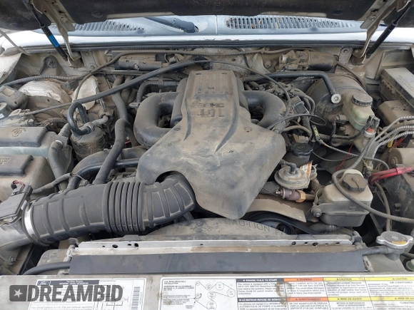 1998 Ford Explorer XL z VIN 1FMZU32E6WZB42875, wystawiony jako IAAI lot #41904223 z przebiegiem 265 981 mil mil oraz . Historia ofert i sprzedaży dostępna na DreamBid. Obrazek 10.