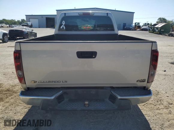 2005 Chevrolet Colorado LS Z85 z VIN 1GCCS148258115348, wystawiony jako Copart lot #56204555 z przebiegiem 148 167 mil mil oraz Szkoda całkowita • Salvage title. Historia ofert i sprzedaży dostępna na DreamBid. Obrazek 6.