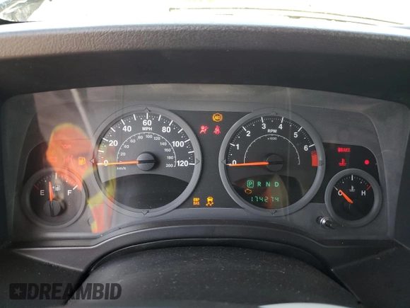 2007 Jeep Patriot Sport z VIN 1J8FT28W87D358027, wystawiony jako Copart lot #55923095 z przebiegiem 174 274 mil mil oraz Szkoda całkowita • Salvage title. Historia ofert i sprzedaży dostępna na DreamBid. Obrazek 9.