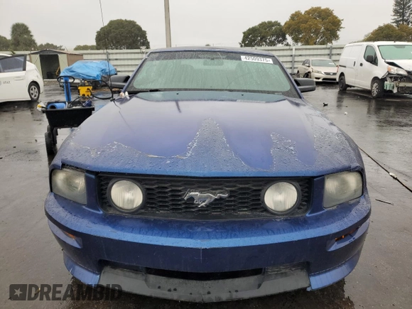 2007 Ford Mustang GT Deluxe with VIN 1ZVFT85H275365353, listed as a Copart auction lot 42509375 with 154,153 mi miles and Salvage Title. Bid and sale history available at DreamBid. Image 5.