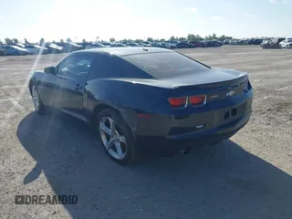 2013 Chevrolet Camaro LT с VIN 2G1FC1E36D9127740, выставлен на аукционе IAAI как лот 42783243 с пробегом 157 329 миль миль и . История ставок и продаж доступна на DreamBid. Изображение 3.