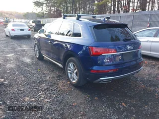 2022 Audi Q5 S line Premium z VIN WA1GAAFY9N2098952, wystawiony jako IAAI lot #40973991 z przebiegiem 29 553 mil mil oraz . Historia ofert i sprzedaży dostępna na DreamBid. Obrazek 3.