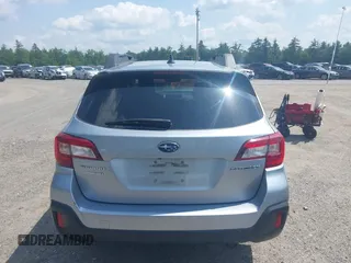 2019 Subaru Outback Premium с VIN 4S4BSAHCXK3275184, выставлен на аукционе IAAI как лот 42564174 с пробегом 163 787 миль миль и . История ставок и продаж доступна на DreamBid. Изображение 17.