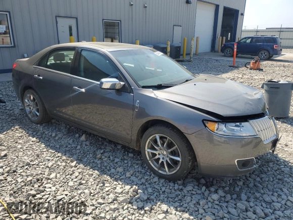 2012 Lincoln MKZ z VIN 3LNHL2JC9CR830958, wystawiony jako Copart lot #56486485 z przebiegiem 205 402 mil mil oraz Nie do naprawy • Non repairable. Historia ofert i sprzedaży dostępna na DreamBid. Obrazek 4.