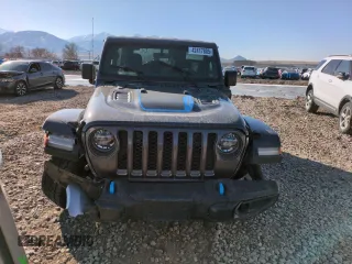 2022 Jeep Wrangler Unlimited Rubicon with VIN 1C4JJXR62NW169992, listed as a Copart auction lot 42417805 with 43,852 mi miles and Salvage title. Bid and sale history available at DreamBid. Image 5.