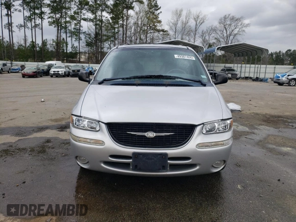 1999 Chrysler Town & Country LXi with VIN 1C4GP54L0XB884595, listed as a Copart auction lot 49307455 with 174,035 mi miles and Salvage Title. Bid and sale history available at carsss.com. Image 5.