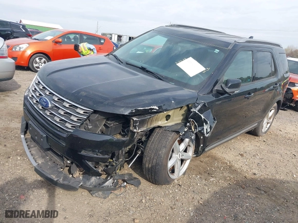 2017 Ford Explorer XLT with VIN 1FM5K8DH4HGD19155, listed as a IAAI auction lot 41853654 with 83,913 mi miles. Bid and sale history available at carsss.com. Image 19.