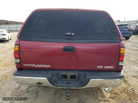 2000 Toyota Tundra SR5 with VIN 5TBBT4416YS123961, listed as a Copart auction lot 82284724 with 247,541 mi miles and Salvage Title. Bid and sale history available at carsss.com. Image 6.