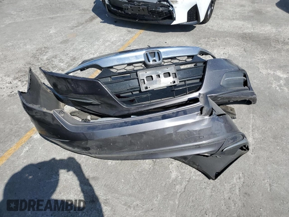 2019 Honda Accord с VIN 1HGCV3F10KA015662, выставлен на аукционе Copart как лот 61217255 с пробегом 57 416 миль миль и Списание • Salvage title. История ставок и продаж доступна на DreamBid. Изображение 12.