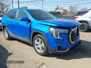 2024 GMC Terrain SLE z VIN 3GKALMEG7RL182227, wystawiony jako IAAI lot #41833262 z przebiegiem 13 275 mil mil oraz . Historia ofert i sprzedaży dostępna na DreamBid. Obrazek 1.