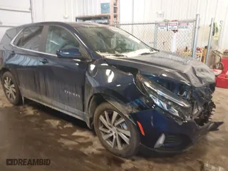 2022 Chevrolet Equinox LT with VIN 3GNAXUEV0NL243028, listed as a IAAI auction lot 41618851 with 21,401 mi miles. Bid and sale history available at carsss.com. Image 1.