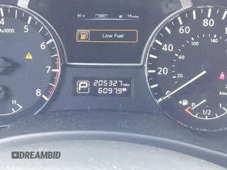 2015 Nissan Pathfinder Platinum with VIN 5N1AR2MM2FC649787, listed as a IAAI auction lot 42730039 with 205,327 mi miles and . Bid and sale history available at DreamBid. Image 15.