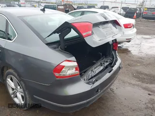 2014 Volkswagen Passat SE с VIN 1VWBN7A39EC085032, выставлен на аукционе IAAI как лот 41931302 с пробегом 193 425 миль миль и . История ставок и продаж доступна на DreamBid. Изображение 6.