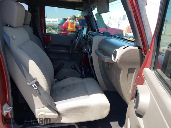 2008 Jeep Wrangler Unlimited Sahara with VIN 1J4GA59108L594193, listed as a IAAI auction lot 42272239 with 161,912 mi miles and . Bid and sale history available at DreamBid. Image 5.