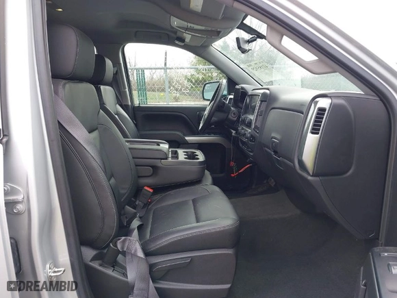 2015 Chevrolet Silverado 1500 LT with VIN 1GCVKREH0FZ438380, listed as a IAAI auction lot 41185929 with 16,017 mi miles. Bid and sale history available at carsss.com. Image 5.