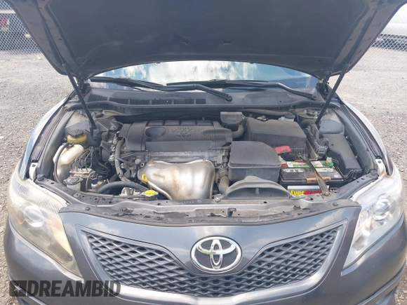 2011 Toyota Camry LE z VIN 4T1BF3EK7BU197078, wystawiony jako IAAI lot #42388549 z przebiegiem 250 873 mil mil oraz . Historia ofert i sprzedaży dostępna na DreamBid. Obrazek 10.