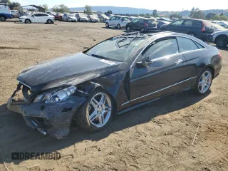 2013 Mercedes-Benz E 550 с VIN WDDKJ7DB9DF187726, выставлен на аукционе Copart как лот 72070964 с пробегом Не указан миль и Списание • Salvage title. История ставок и продаж доступна на DreamBid. Изображение 1.