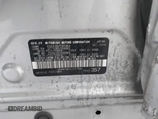 2020 Mitsubishi Outlander ES z VIN JA4AP3AU5LU017645, wystawiony jako IAAI lot #42259034 z przebiegiem 103 329 mil mil oraz . Historia ofert i sprzedaży dostępna na DreamBid. Obrazek 9.