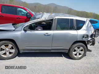 2017 Jeep Compass Sport с VIN 1C4NJCBA7HD124149, выставлен на аукционе IAAI как лот 42050822 с пробегом 137 354 миль миль и . История ставок и продаж доступна на DreamBid. Изображение 13.