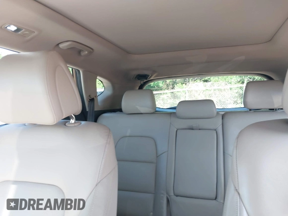 2016 Hyundai Tucson Limited with VIN KM8J33A25GU074798, listed as a IAAI auction lot 42103566 with 143,777 mi miles and . Bid and sale history available at carsss.com. Image 20.