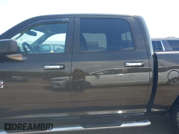 2013 Ram 1500 with VIN 1C6RR7LPXDS578669, listed as a IAAI auction lot 42367633 with 176,360 mi miles and . Bid and sale history available at DreamBid. Image 14.