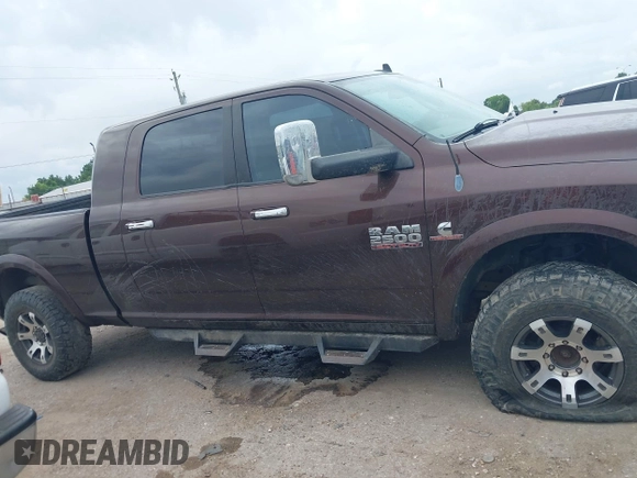 2013 Ram 2500 Laramie с VIN 3C6UR5NL9DG607630, выставлен на аукционе IAAI как лот 42584918 с пробегом 255 212 миль миль и . История ставок и продаж доступна на DreamBid. Изображение 13.
