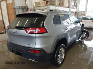 2014 Jeep Cherokee Limited z VIN 1C4PJMDS3EW183784, wystawiony jako IAAI lot #42225703 z przebiegiem 193 507 mil mil oraz . Historia ofert i sprzedaży dostępna na DreamBid. Obrazek 4.