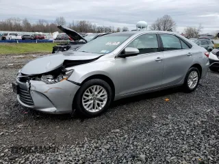 2017 Toyota Camry XLE z VIN 4T1BF1FK1HU694283, wystawiony jako Copart lot #51788175 z przebiegiem 94 249 mil mil oraz Szkoda całkowita • Salvage title. Historia ofert i sprzedaży dostępna na DreamBid. Obrazek 1.
