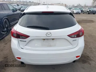 2014 Mazda Mazda3 i Touring with VIN JM1BM1L7XE1113628, listed as a IAAI auction lot 41218193 with 166,469 mi miles. Bid and sale history available at carsss.com. Image 17.