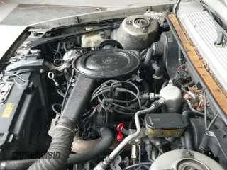 1984 Chevrolet Celebrity с VIN 1G1AW19X0EG195324, выставлен на аукционе IAAI как лот 42896901 с пробегом 91 614 миль миль и . История ставок и продаж доступна на DreamBid. Изображение 17.