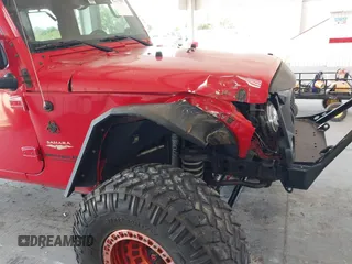2015 Jeep Wrangler Unlimited Altitude с VIN 1C4HJWEG2FL524914, выставлен на аукционе IAAI как лот 42257005 с пробегом 137 473 миль миль и . История ставок и продаж доступна на DreamBid. Изображение 6.
