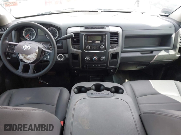 2018 Ram 2500 Tradesman с VIN 3C6UR5CL5JG396845, выставлен на аукционе IAAI как лот 41879647 с пробегом 19 108 миль миль и . История ставок и продаж доступна на DreamBid. Изображение 5.