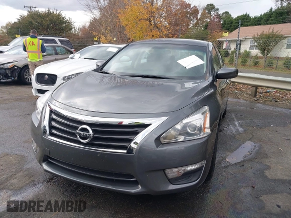 2014 Nissan Altima SV with VIN 1N4AL3AP1EN355509, listed as a IAAI auction lot 40895974 with 264,525 mi miles and . Bid and sale history available at carsss.com. Image 12.