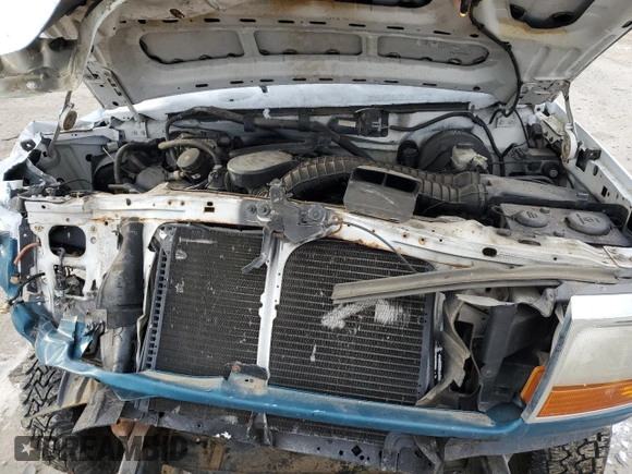 1995 Ford F-250 with VIN 2FTHF26HXSCA70112, listed as a Copart auction lot 89139135 with Not provided miles and Salvage title. Bid and sale history available at DreamBid. Image 11.