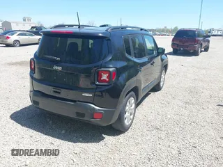 2018 Jeep Renegade Latitude with VIN ZACCJABB8JPH23377, listed as a IAAI auction lot 42142134 with 42,202 mi miles and . Bid and sale history available at DreamBid. Image 4.