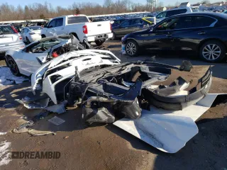 2021 Chevrolet Corvette 2LT with VIN 1G1YB3D40M5111256, listed as a Copart auction lot 39288584 with 0 mi miles. Bid and sale history available at carsss.com. Image 2.