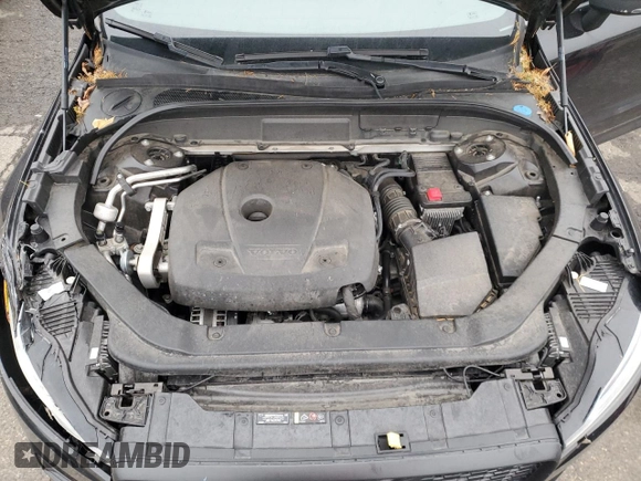 2018 Volvo XC60 R-Design with VIN YV4A22RM0J1047067, listed as a Copart auction lot 88360895 with 62,658 mi miles and Salvage title. Bid and sale history available at DreamBid. Image 12.
