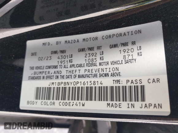 2023 Mazda 3 Premium Plus z VIN JM1BPBNY0P1615814, wystawiony jako IAAI lot #41718577 z przebiegiem Nie podano mil oraz . Historia ofert i sprzedaży dostępna na DreamBid. Obrazek 9.