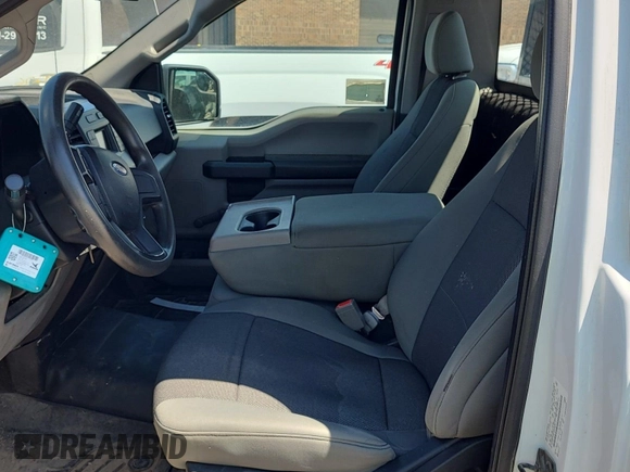 2018 Ford F-150 XL with VIN 1FTMF1EB9JKD38518, listed as a IAAI auction lot 42730627 with 205,804 mi miles and . Bid and sale history available at DreamBid. Image 11.