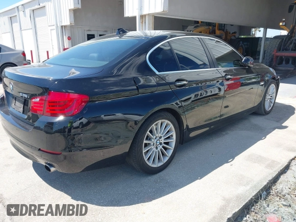 2011 BMW 5 Series 535i with VIN WBAFR7C53BC801469, listed as a IAAI auction lot 41878162 with 72,585 mi miles and . Bid and sale history available at DreamBid. Image 4.