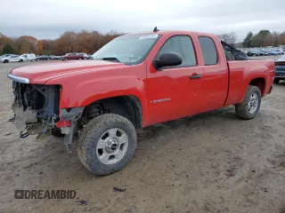 2008 GMC Sierra 1500 Work Truck z VIN 1GTEC19C68Z124863, wystawiony jako Copart lot #84802784 z przebiegiem 193 464 mil mil oraz Szkoda całkowita • Salvage title. Historia ofert i sprzedaży dostępna na DreamBid. Obrazek 1.