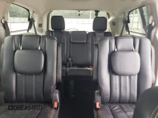 2014 Chrysler Town & Country Touring z VIN 2C4RC1BG0ER268882, wystawiony jako Copart lot #58740255 z przebiegiem 105 866 mil mil oraz Szkoda całkowita • Salvage title. Historia ofert i sprzedaży dostępna na DreamBid. Obrazek 10.