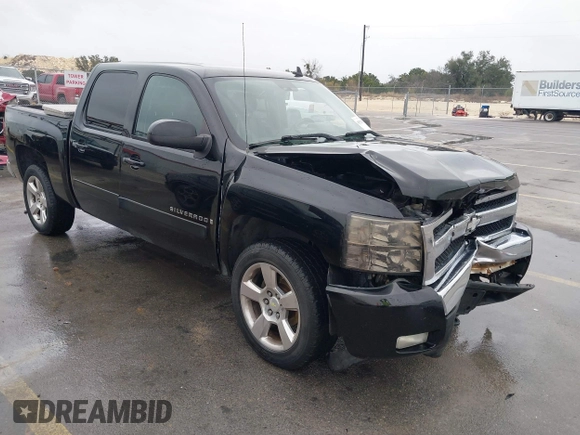 2008 Chevrolet Silverado 1500 1LT with VIN 3GCEC13JX8G147165, listed as a IAAI auction lot 41523796 with 206,104 mi miles and . Bid and sale history available at DreamBid. Image 1.