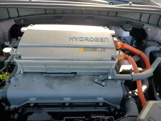 2019 Hyundai NEXO Limited с VIN KM8J84A65KU000722, выставлен на аукционе Copart как лот 53164705 с пробегом 12 857 миль миль и Чистый • Clean title. История ставок и продаж доступна на DreamBid. Изображение 14.